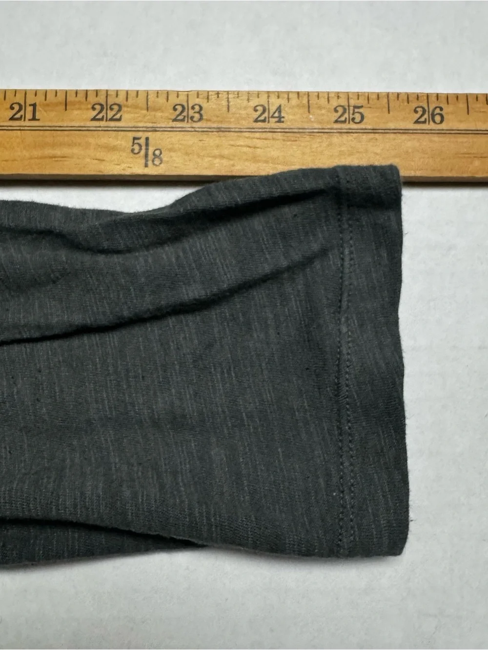 Banana Republic Vintage Tee Long Sleeve Henley In Dusty Olive (Green) Size: L